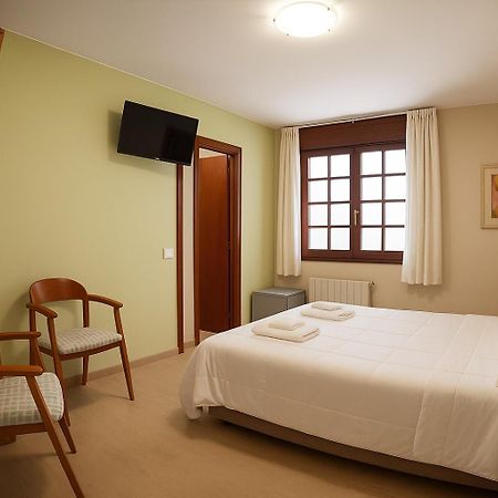 Elara Hotell Viveiro Eksteriør bilde